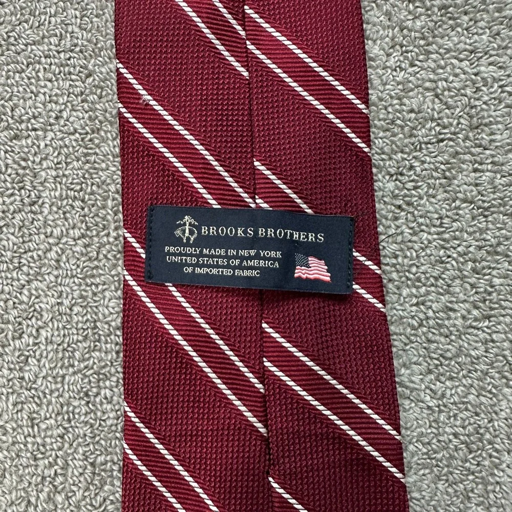 Brooks Brothers Mens Silk Repp Stripe Tie Burgundy Red White Made in USA RN93986